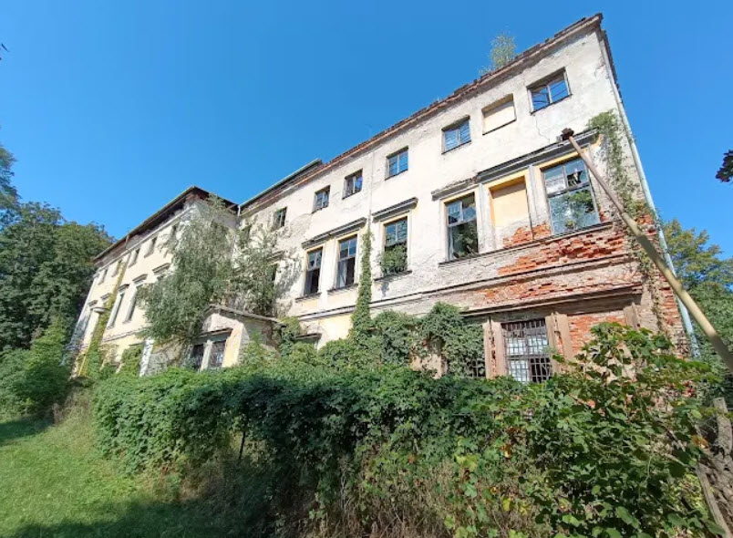 Zámek Dlouhá Loučka, Czech Republic (Czechia)
